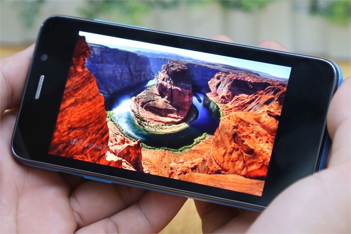 Điện thoại Q-Smart QS16