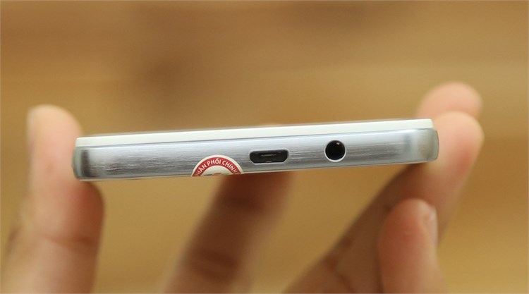 Điện thoại Lenovo S850 Màu Trắng