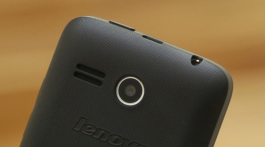 <p>Trang bị camera 2MP kh&aacute; tốt trong ph&acirc;n kh&uacute;c gi&aacute; rẻ</p>