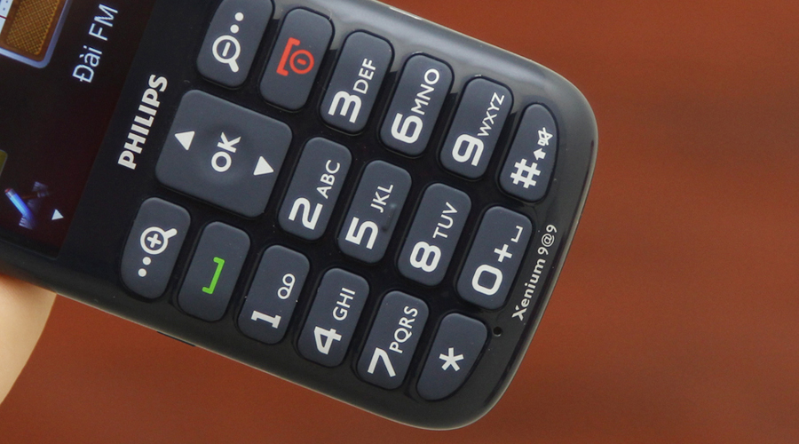 <p>B&agrave;n ph&iacute;m to, nhạy rất dễ d&agrave;ng nhắn tin nhanh, ch&iacute;nh x&aacute;c</p>