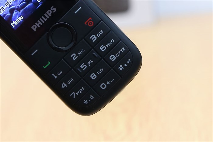 Điện thoại Philips E130