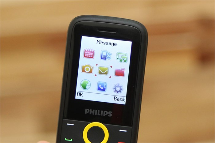 Điện thoại Philips E130