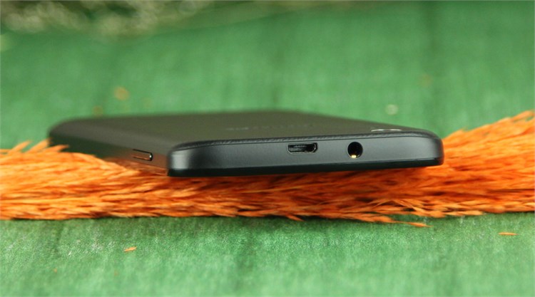 Điện thoại Philips i908