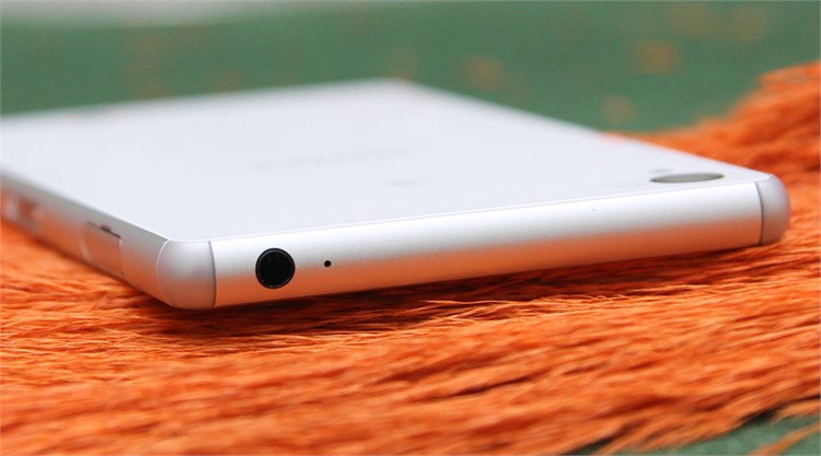 Điện thoại Sony Xperia Z3