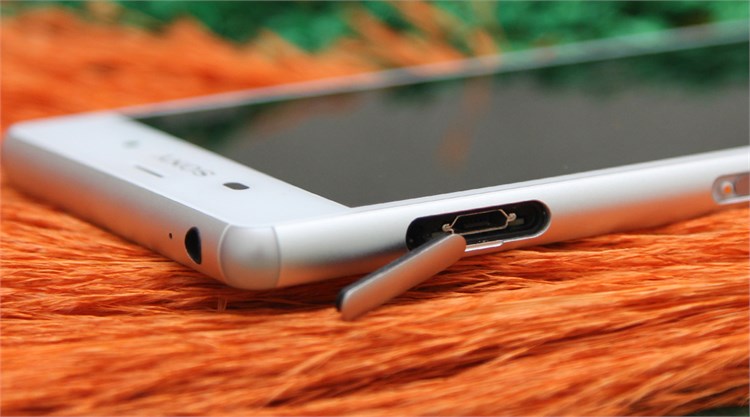 Điện thoại Sony Xperia Z3