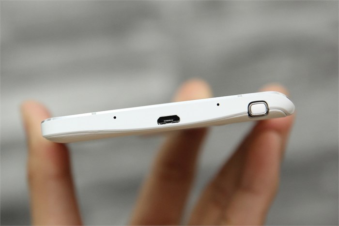 Điện thoại Samsung Galaxy Note Edge