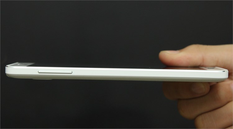 Điện thoại Samsung Galaxy Note Edge