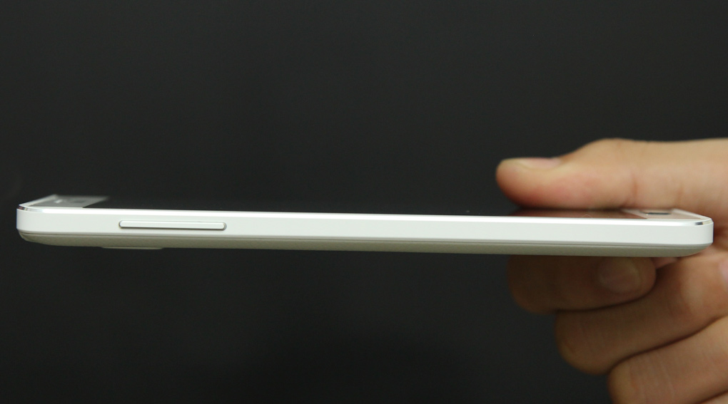 Điện thoại Samsung Galaxy Note Edge