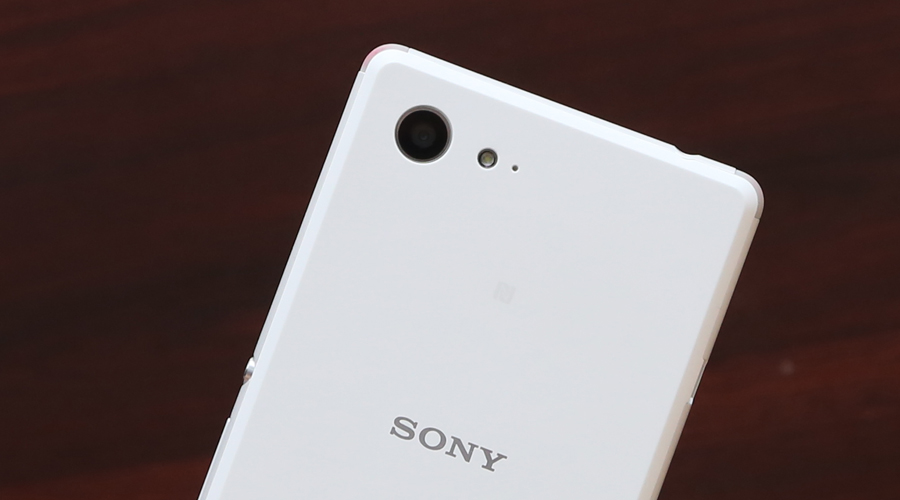 <p>Camera 5 MP lấy n&eacute;t nhanh gi&uacute;p ảnh r&otilde; n&eacute;t, m&agrave;u sắc tươi tắn hơn</p>