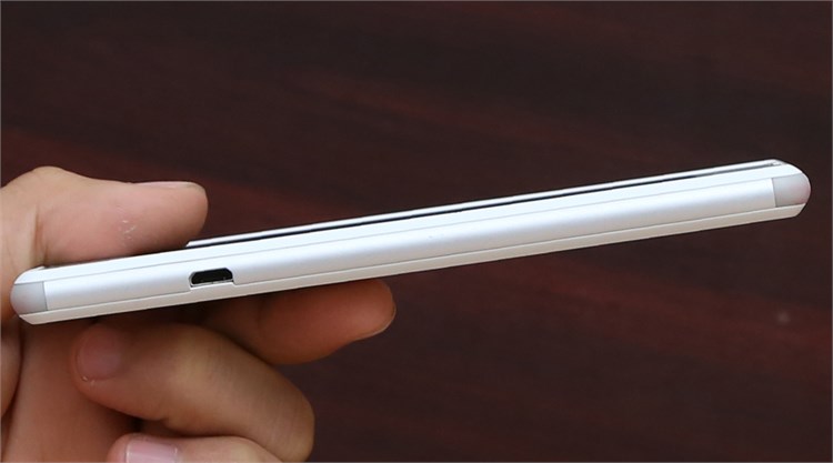 Điện thoại Sony Xperia E3