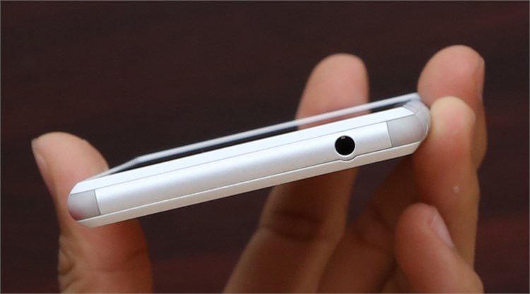Điện thoại Sony Xperia E3