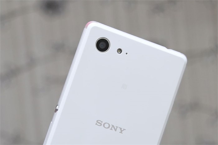 Điện thoại Sony Xperia E3