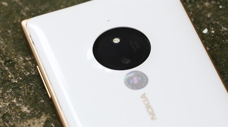 Điện thoại Nokia Lumia 830