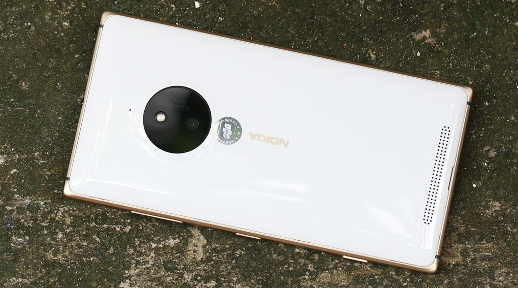 Điện thoại Nokia Lumia 830