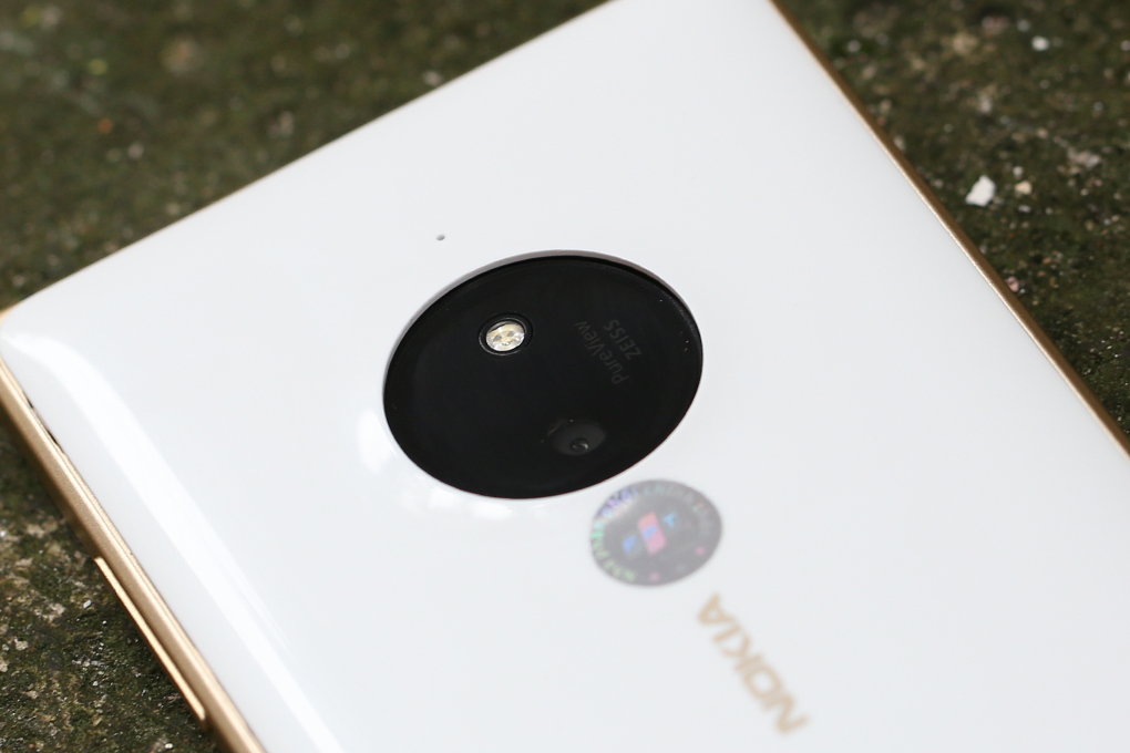 Điện thoại Nokia Lumia 830