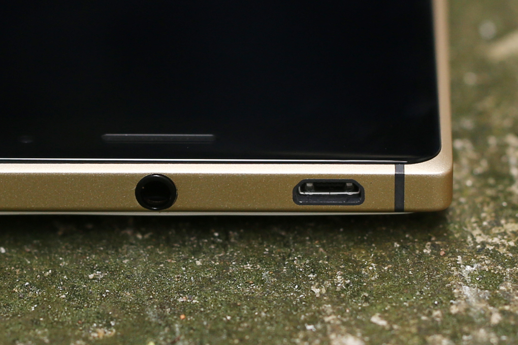 Điện thoại Nokia Lumia 830