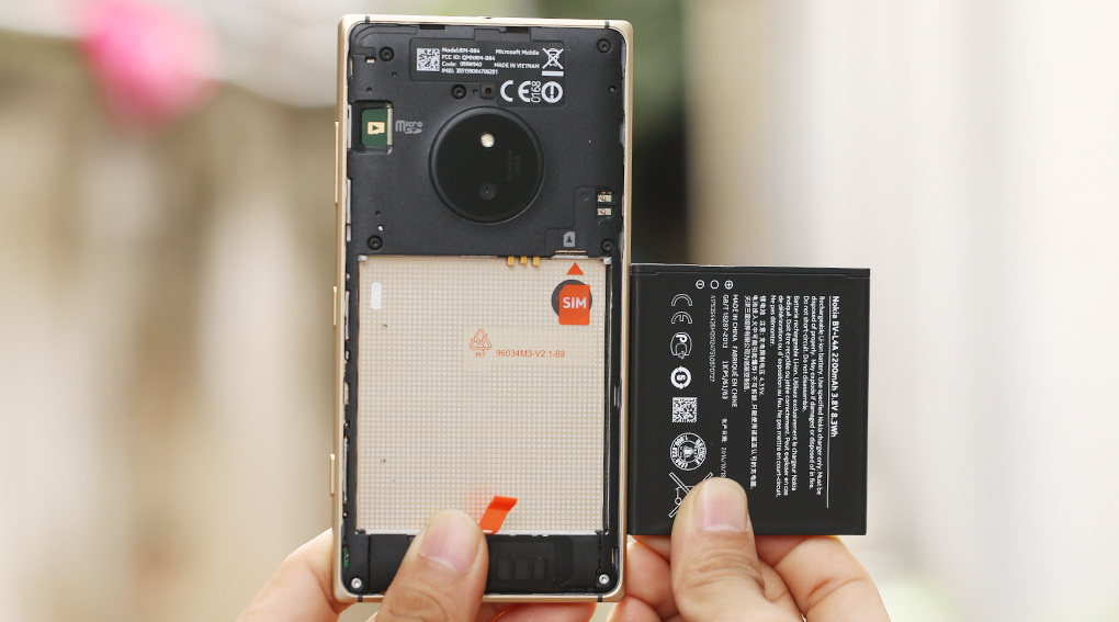 Điện thoại Nokia Lumia 830
