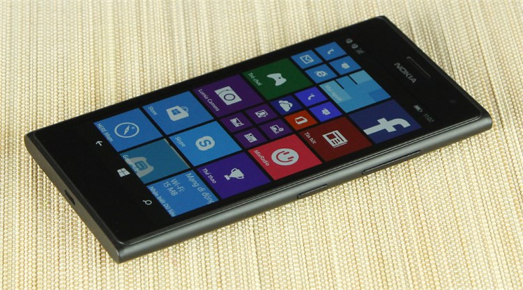 Điện thoại Nokia Lumia 730 Dual SIM