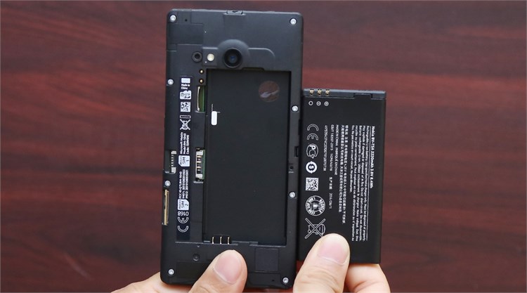 Điện thoại Nokia Lumia 730 Dual SIM