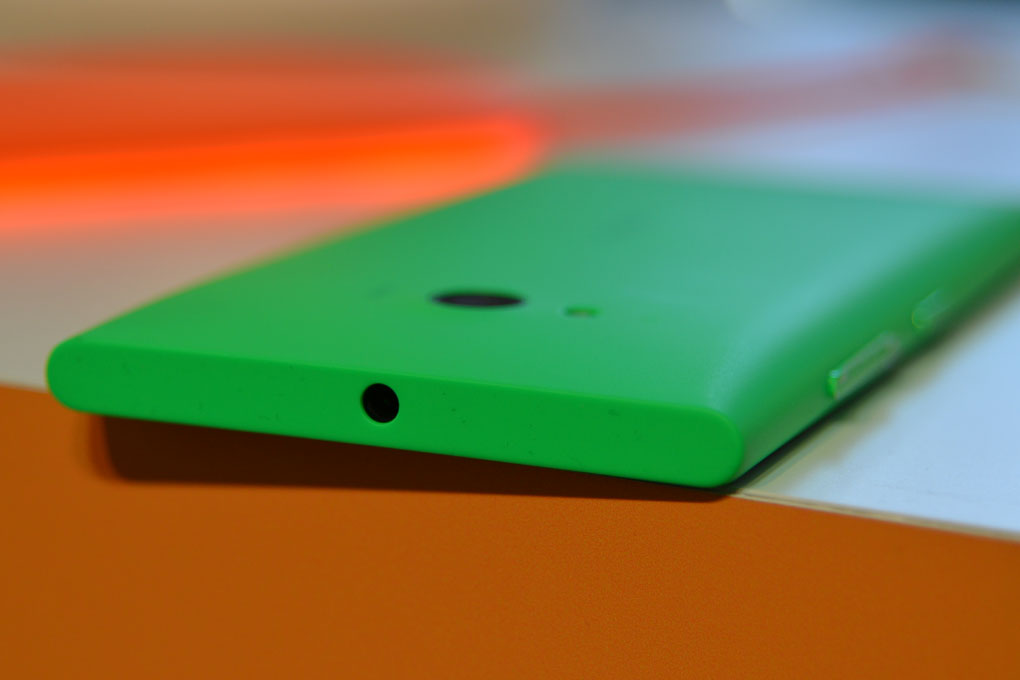 Điện thoại Nokia Lumia 730 Dual SIM
