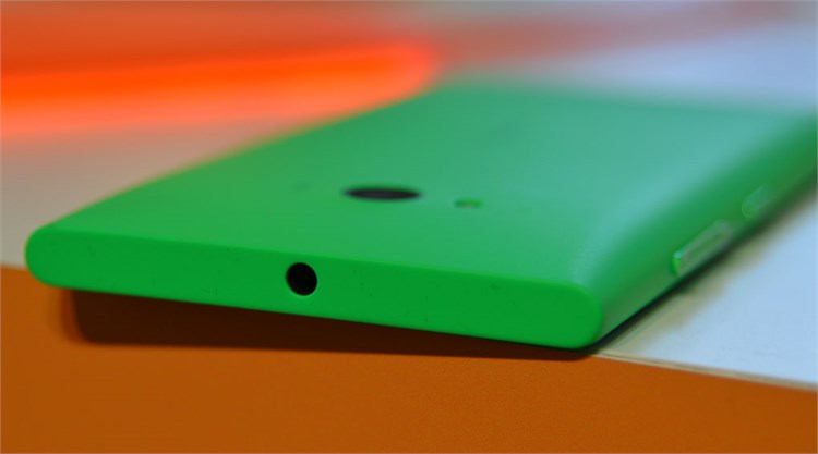 Điện thoại Nokia Lumia 730 Dual SIM