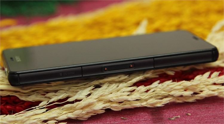 Điện thoại Sony Xperia Z3 Compact