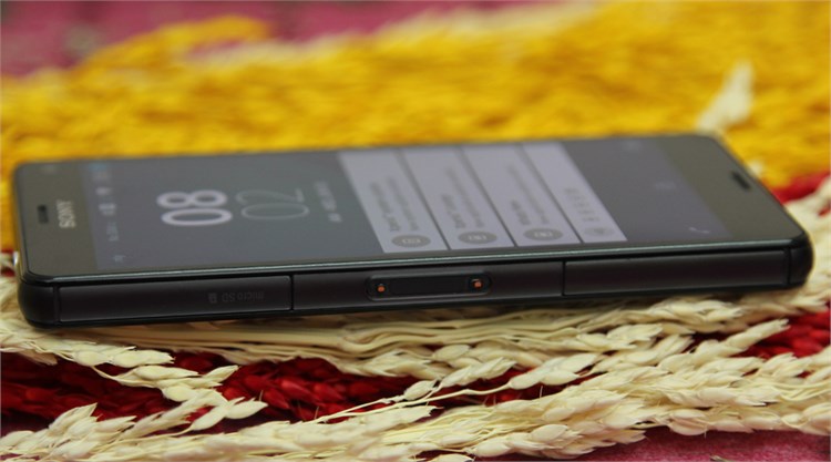 Điện thoại Sony Xperia Z3 Compact