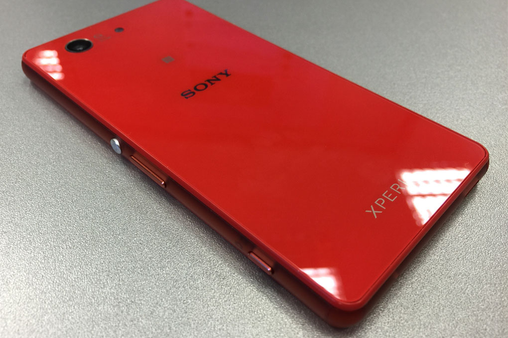 Sony Xperia Z3 Compact - 2