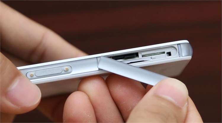 Điện thoại Sony Xperia Z3 Compact