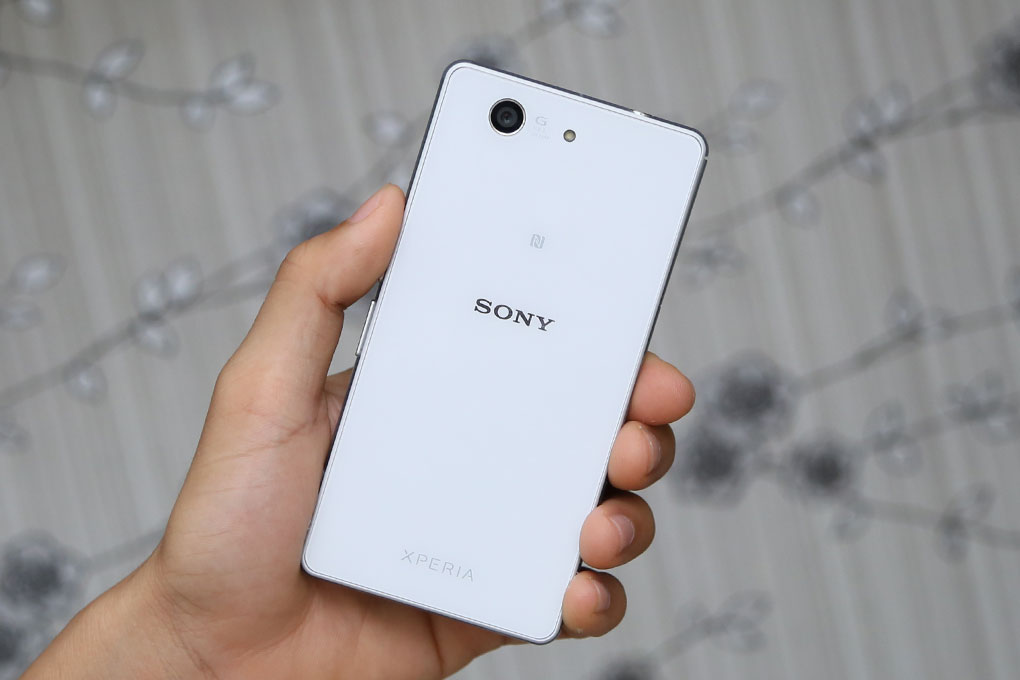 Sony Xperia Z3 Compact - 10