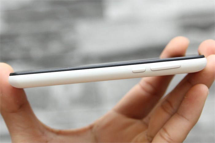 Điện thoại Q-Smart Storm W408