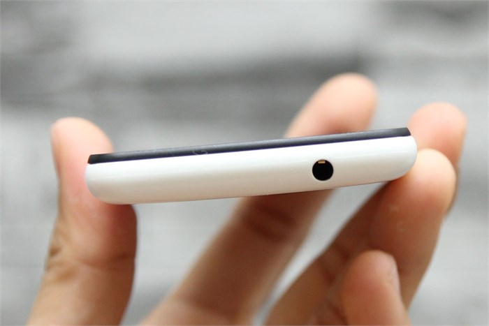 Điện thoại Q-Smart Storm W408