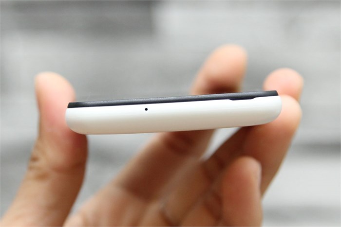 Điện thoại Q-Smart Storm W408