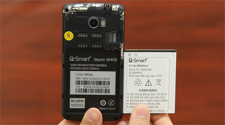 Điện thoại Q-Smart Storm W408