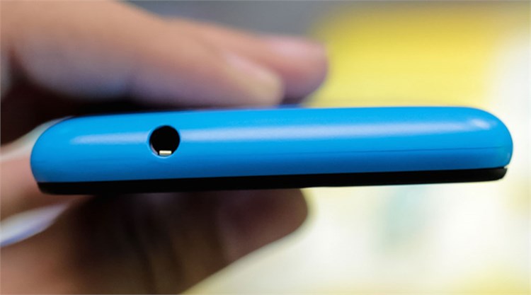 Điện thoại Q-Smart Storm W408