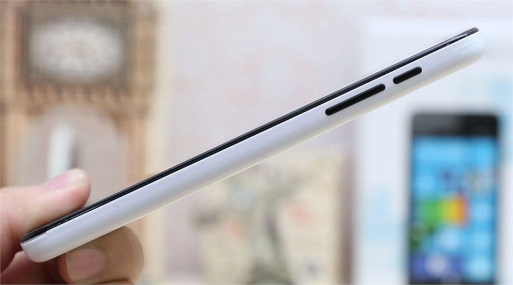 Điện thoại Q-Smart Storm W510