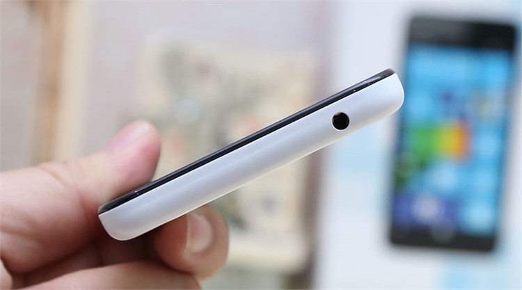 Điện thoại Q-Smart Storm W510