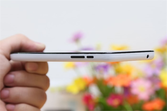 Điện thoại Q-Smart Storm W510