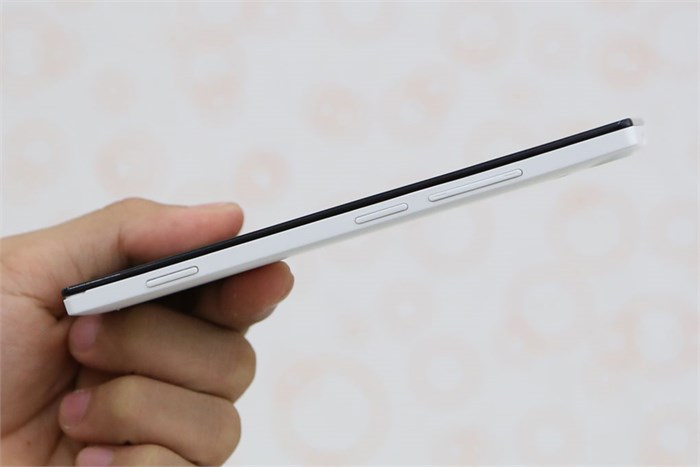 Điện thoại Mobiistar LAI 504C Màu Trắng