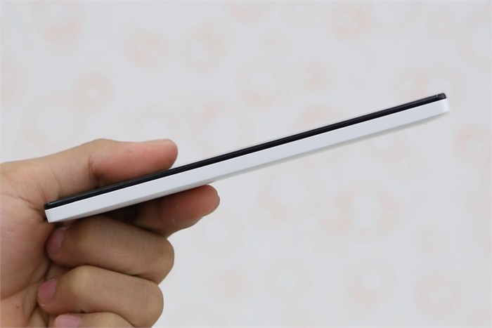 Điện thoại Mobiistar LAI 504C Màu Trắng