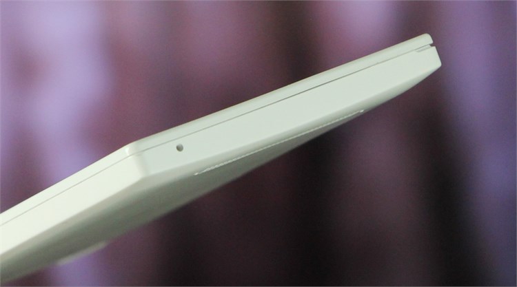 Điện thoại Mobiistar LAI 504C Màu Trắng