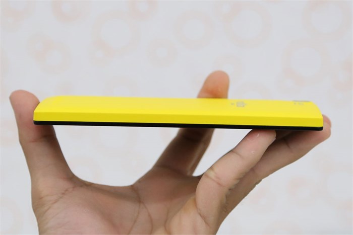 Điện thoại Mobiistar LAI 504C Màu Vàng