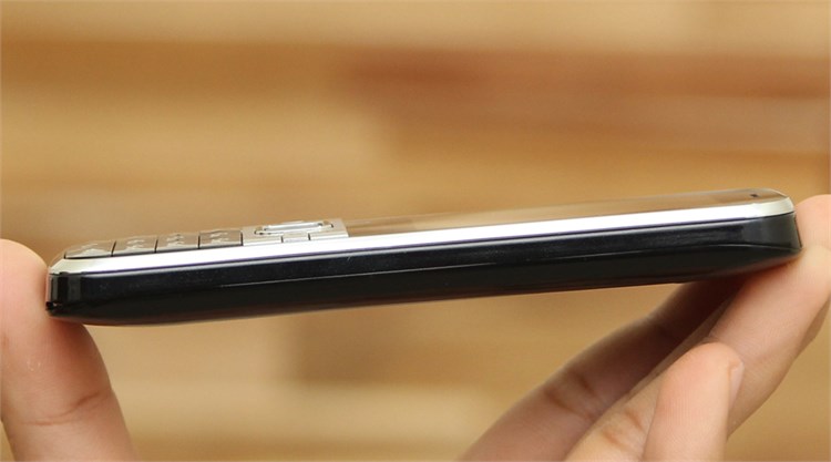 Điện thoại Mobiistar B238 Màu Đen