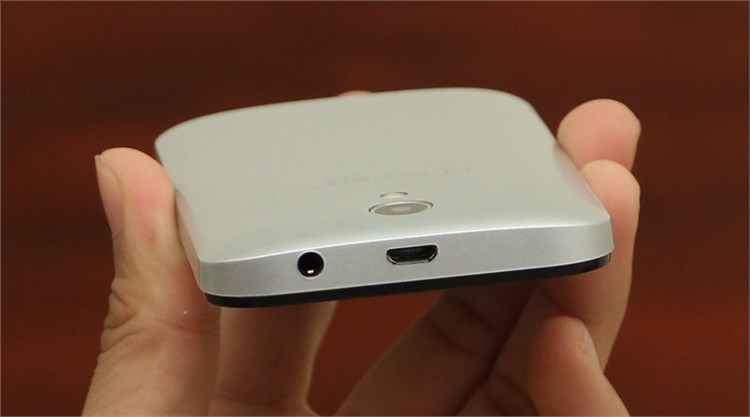 Điện thoại Q-Smart QS08