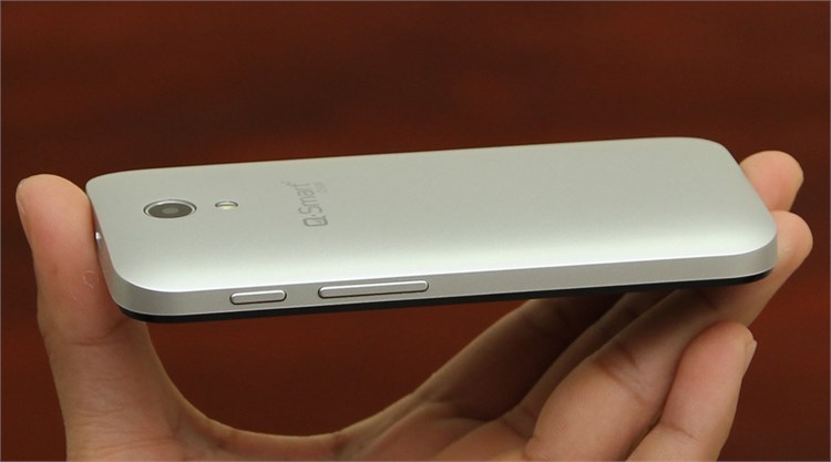 Điện thoại Q-Smart QS08