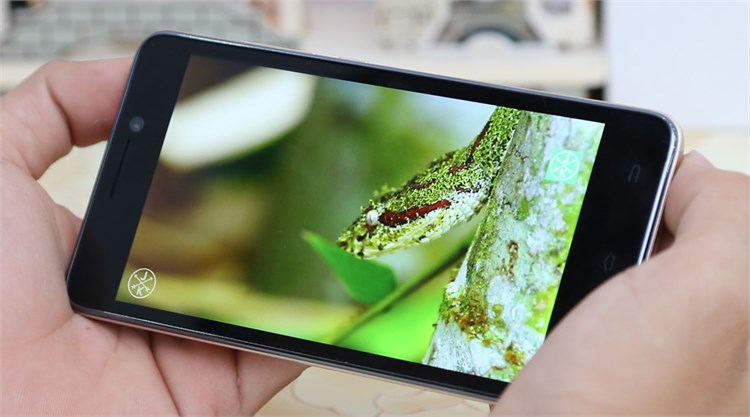 Điện thoại Wing Iris 50