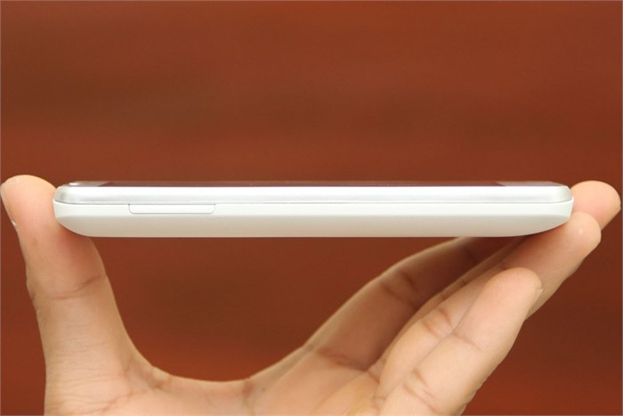 Điện thoại LG L60