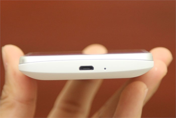 Điện thoại LG L60