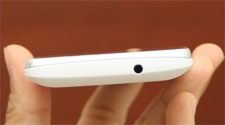 Điện thoại LG L60