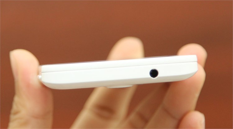 Điện thoại Mobiistar Touch Bean 402C (RAM 1GB)